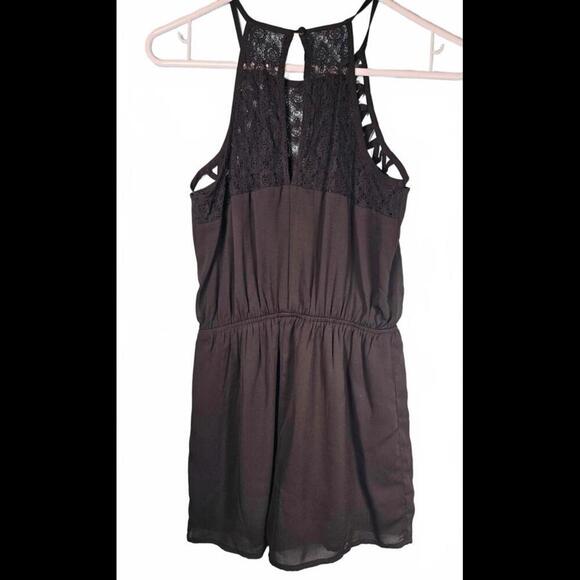 Doe & Rae Black Lace Back Romper Size XS - Picture 4 of 9